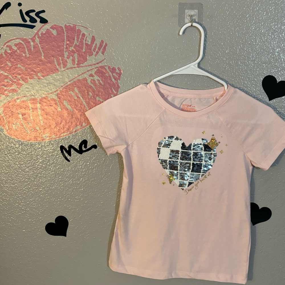 New “Dance Your Heart Out” Girls Tee Size Medium